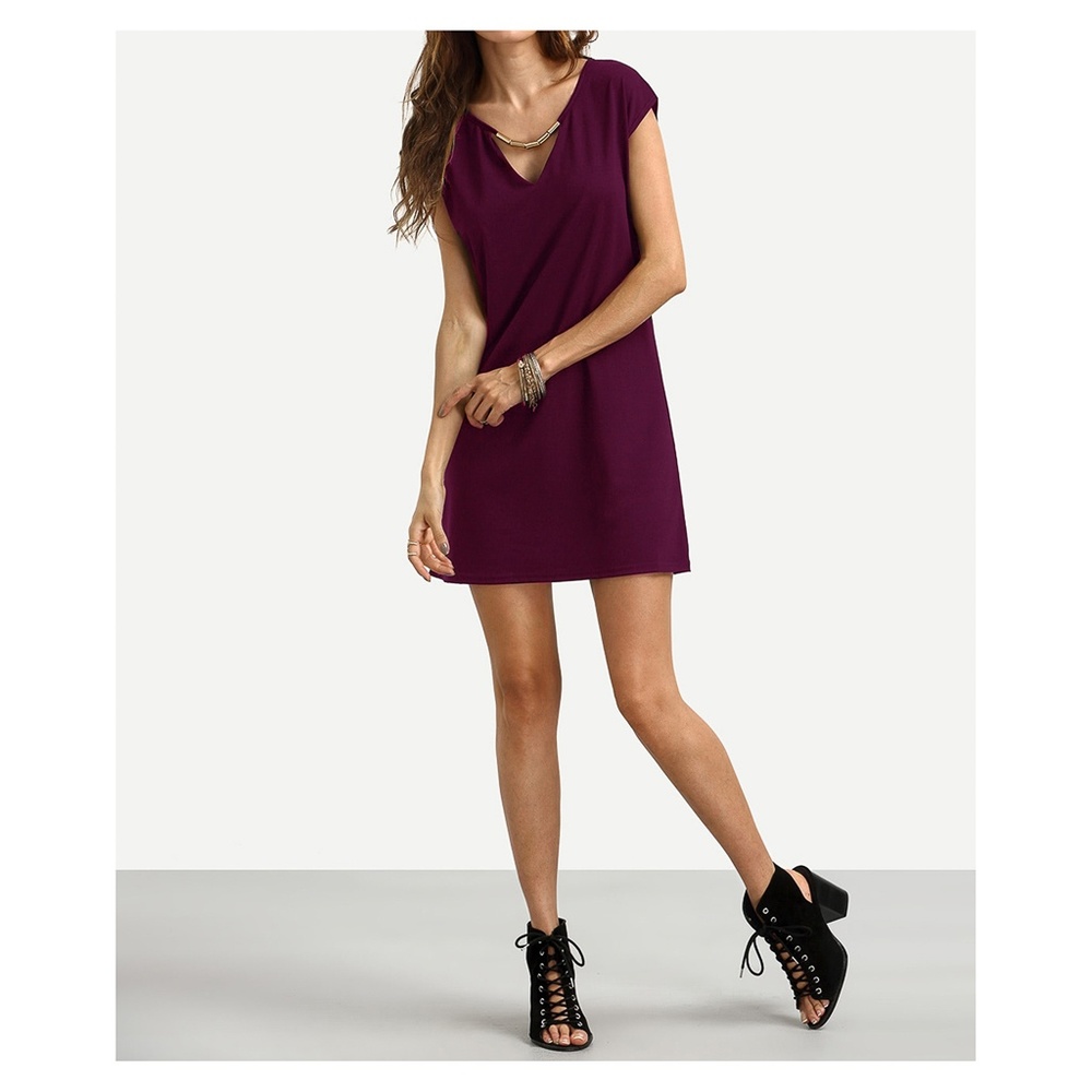 Magenta Pink Embellished V Neck Shift Dress - Picture 2 of 4
